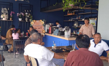 EHL Cafe, Kafe Baru Berlatar Panorama Teluk Kendari - GenPI.co Sultra