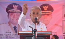 Profil Adik Kandung Hatta Rajasa, Bupati OKI Iskandar - GenPI.co Sumsel