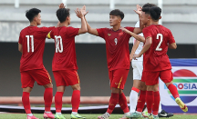 Sempat Cium Bau Sampah, Reaksi Pelatih Vietnam U-19 Mengejutkan - GenPI.co Sumsel