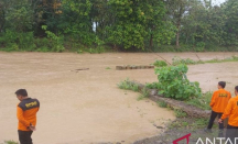 2 Jembatan Gantung di OKU Selatan Hanyut Terbawa Banjir Bandang - GenPI.co Sumsel