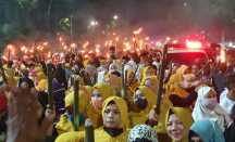 Warga Medan Tumpah Ruah Bawa Obor Sambut Ramadan - GenPI.co Sumut