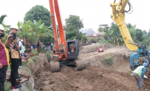 Bobby Nasution Cek Perbaikan Jalan Raja Aceh - GenPI.co Sumut