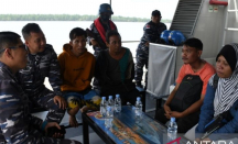 TNI AL Tanjung Balai Terima PMI ilegal dari KRI Beladau - GenPI.co Sumut