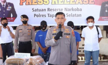 Polisi di Sumut Tangkap 2 Kurir 15 Kilogram Ganja - GenPI.co Sumut