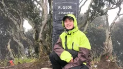 Untuk Pendaki Gunung, Catat 3 Hal Penting saat Mendaki di Musim Hujan - GenPI.co