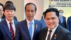 Jokowi Beri Perintah Tegas ke Ketua Umum PSSI Erick Thohir - GenPI.co