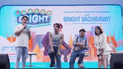 Aktor Bright Vachirawit Sukses Bius Fans, Ajak Bertemu di Acara Ichitan Thailand - GenPI.co