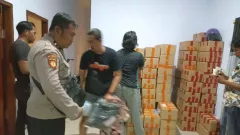 WNA Belanda Hendak Pesta Minuman Keras di Mandalika, Digagalkan Polisi - GenPI.co
