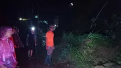 Hujan Lebat, Longsor Melanda Sejumlah Wilayah di Agam Sumatera Barat - GenPI.co