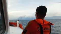 Kapal Pengangkut BBM Pertamina Terbakar di Laut Lombok, 3 Orang Hilang - GenPI.co