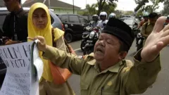 Bantuan Guru Honorer Non-ASN Cair Juli 2025, Besarnya Rp300 Ribu-Rp500 Ribu - GenPI.co
