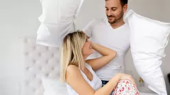 3 Hal Bisa Bikin Pernikahan Tidak Pernah Membosankan, Cinta Tetap Menyala - GenPI.co