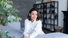 Cara Sehat Mengobati Patah Hati, Bantu Pulihkan Emosi - GenPI.co