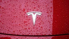 Tesla Tarik Kembali 125.000 Kendaraan untuk Perbaiki Sistem Peringatan Sabuk Pengaman - GenPI.co