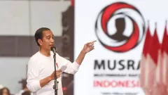 3 Dampak Negatif Jokowi Cawe-Cawe Pemilu 2024 - GenPI.co