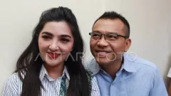 Nggak Percaya, Ashanty Larang Anang Hermansyah Ajari Azura Berenang - GenPI.co