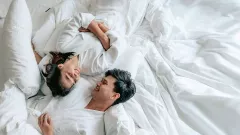 Hal Ini Suka Dilakukan Pasangan Ketika Bermain Cinta, Ternyata Berbahaya - GenPI.co