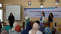 PLN Dukung Kelompok Perempuan Tingkatkan Potensi Ekonomi di Desa - GenPI.co