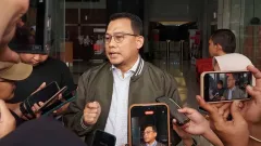 KPK Periksa Anggota DPR RI Ihsan Yunus Terkait Dugaan Korupsi APD Kemenkes - GenPI.co