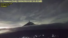 Hujan Deras, Gunung Semeru Banjir Lahir Dingin Selama 5 Jam - GenPI.co