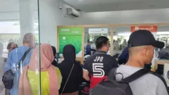 Dampak Abu Vulkanik Gunung Ruang, Penutupan Bandara Sam Ratulangi Diperpanjang hingga Minggu - GenPI.co