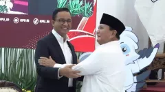 Anies Baswedan Hadir di KPU RI, Prabowo Subianto: Senyuman Anda Berat Sekali - GenPI.co