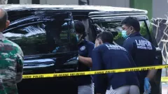 Heboh! Anggota Polisi dari Manado Bunuh Diri di Dalam Mobil, Ada Luka Tembak di Kepala - GenPI.co