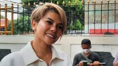Robby Purba Viralkan Satpam Pukul Anjing di Plaza Indonesia, Nikita Mirzani: Kejar FYP - GenPI.co