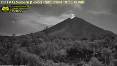Gunung Semeru Erupsi, Letusan Setinggi 600 Meter - GenPI.co