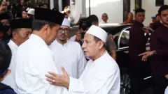 Syarifah Salma Istri Habib Luthfi Meninggal, Presiden Jokowi Ikut Melayat - GenPI.co