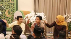 Gibran Rakabuming Raka Akan Bantu Khofifah dan Emil Dardak di Pilkada Jawa Timur - GenPI.co