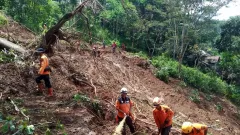 Banjir dan Longsor Terjang Sukabumi, 5 Orang Meninggal 4 Warga dalam Pencarian - GenPI.co