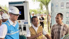 Kunjungi SPKLU di Banten, Menteri ESDM Apresiasi Kesiapan PLN Sambut Mudik 2025 - GenPI.co