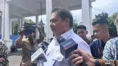 Prabowo Panggil Menteri dan Bos Himbara, Airlangga Hartarto: Bahas Keuangan Inklusif - GenPI.co