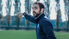Dilirik Klub Top Eropa, Cesc Fabregas Pilih Bertahan di Como 1907 - GenPI.co