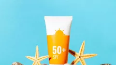 3 Sunscreen Andalan yang Patut Dicoba, Bye Kulit Terbakar - GenPI.co