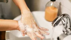 3 Sabun Cuci Tangan dengan Formula Melembapkan, Kulit Tetap Lembut - GenPI.co
