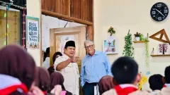 Prabowo dan Bill Gates Tinjau MBG, Kepala BGN Tak Tahu di Sekolah Mana - GenPI.co