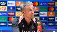 Luis Enrique Kode PSG Akan Tampil Agresif Saat Menjamu Arsenal - GenPI.co
