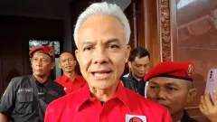 Megawati Nilai PDIP Babak Belur, Ganjar Pranowo: Demokrasi Harus Dirawat - GenPI.co