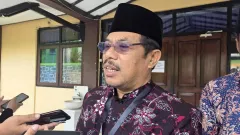 Baru Berangkat, Calon Haji Asal Sidoarjo Meninggal di Pesawat - GenPI.co