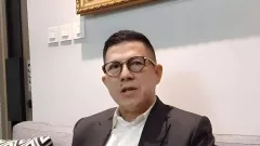 DPR RI Memohon ke Presiden Seusai Penahanan Pengunggah Meme Prabowo Ditangguhkan - GenPI.co