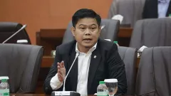 DPR RI Minta Tanggung Jawab soal Insiden 13 Tewas saat Pemusnahan Amunisi - GenPI.co