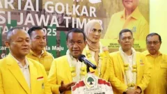 Bahlil Bantah Ingin Bajak Emil Dardak Masuk Golkar, Sebut Hanya Guyon - GenPI.co