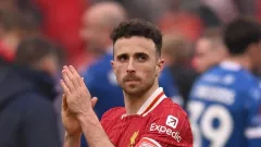 Ikut Tradisi Portugal, Diogo Jota Dimakamkan 2 Hari Setelah Kecelakaan - GenPI.co