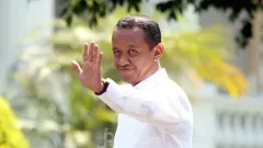 Terlalu Dekat Jokowi, Bahlil Lahadalia Berpeluang Digulingkan dari Kursi Ketum Golkar - GenPI.co
