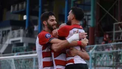 Madura United Incar Bek Asal Afrika, Bakal Jadi Tandem Ruxi dan Pedro - GenPI.co