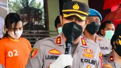 Waria Manado Jahati Bule di Kuta Bali, Polisi Bergeleng - GenPI.co BALI