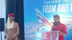 Emirates A380 Mendarat Perdana di Bali, Gubernur Koster Beri Pesan Penting - GenPI.co BALI