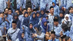 Masih Ada 36 Ribu Honorer, Pemprov Jabar Siapkan Strategi yang Bikin Lega - GenPI.co JABAR